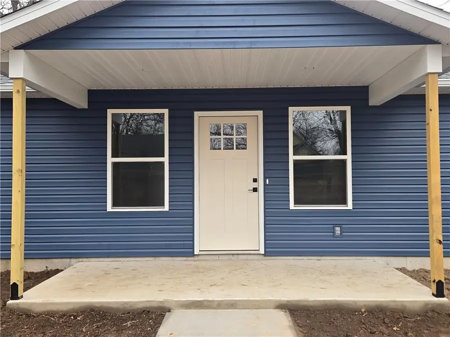 603 W 2nd N/a, Pittsburg, KS 66762 - #2