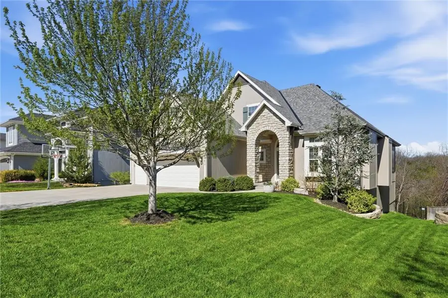 10883 S Barth Road, Olathe, KS 66061 - #2