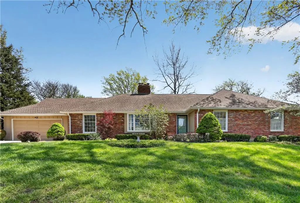 10011 Fontana Lane, Overland Park, KS 66207 - #1