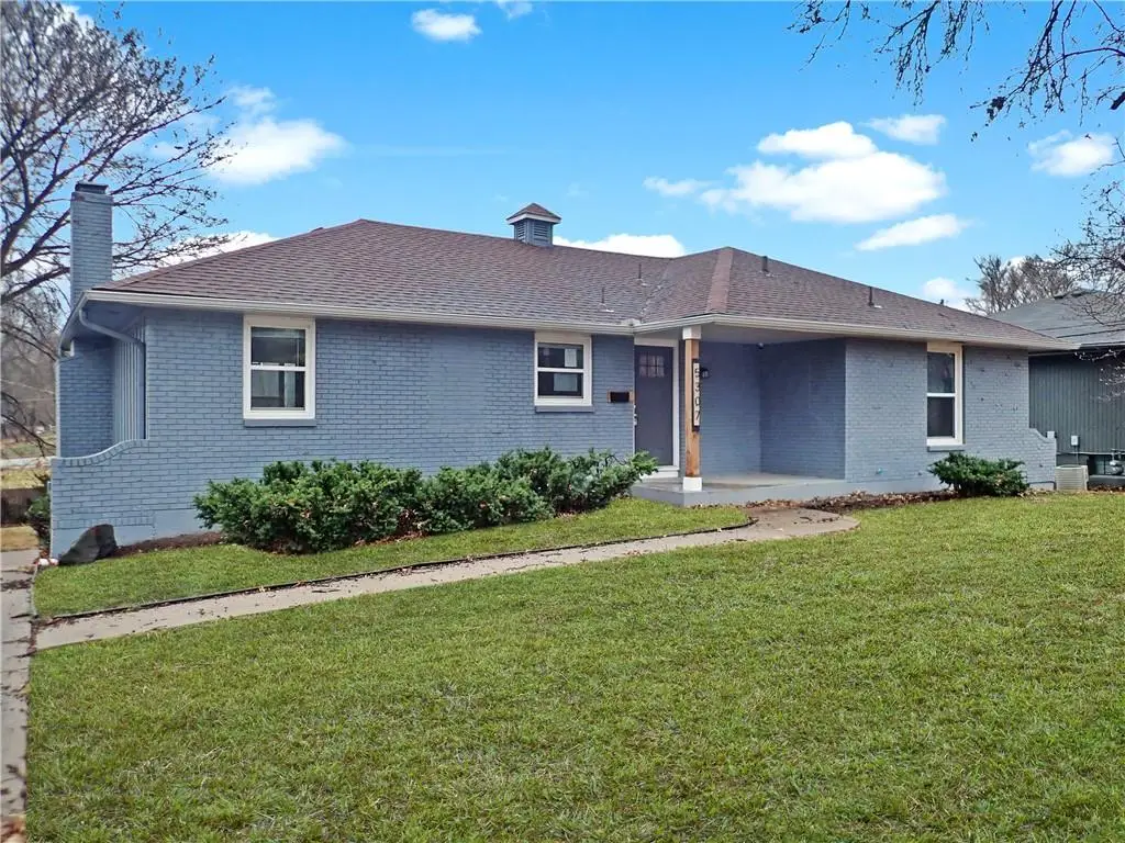 5307 Lewis Avenue, Kansas City, MO 64129 - #1