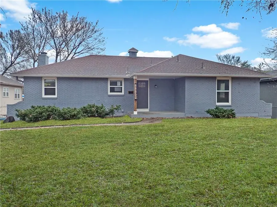 5307 Lewis Avenue, Kansas City, MO 64129 - #2