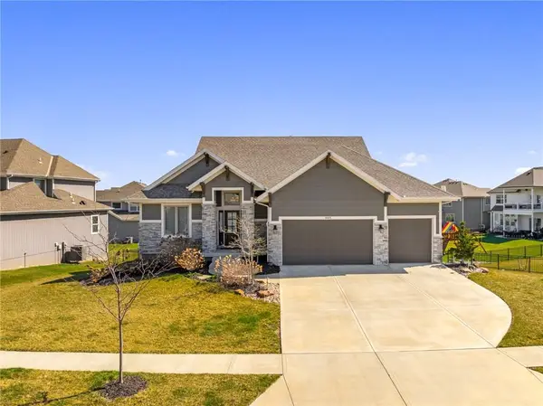 16625 Hardy Street, Overland Park, KS 66085