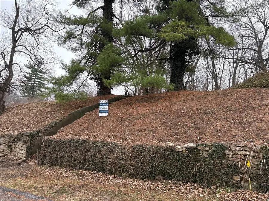 921 Thomas Street, Weston, MO 64098 - #2