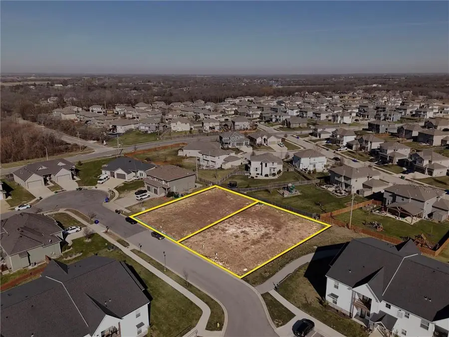 28332 W 164th Street, Gardner, KS 66030 - #2