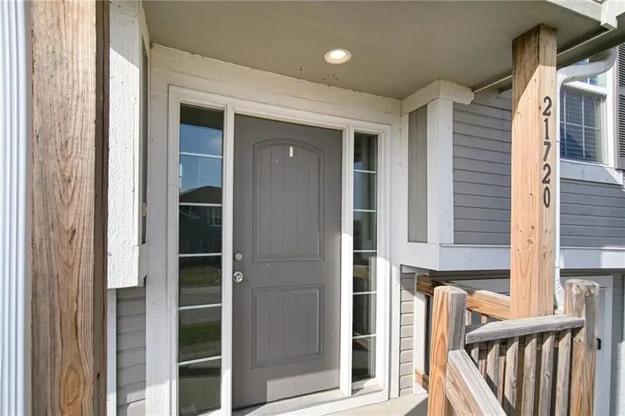 21720 North Ridge, Peculiar, MO 64078 - #3