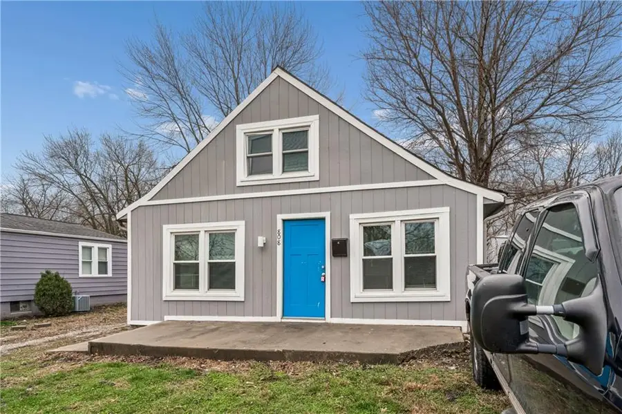 808 S Savage Street, Independence, MO 64050 - #3