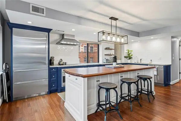 803 W 48th Street #706, Kansas City, MO 64112