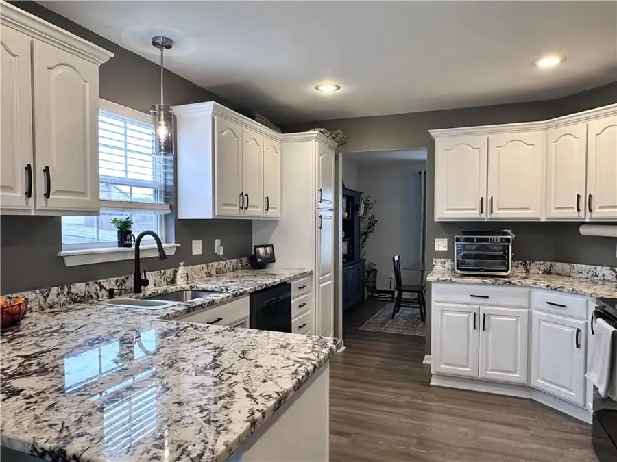 102 E 12th Street, Knob Noster, MO 65336 - #3