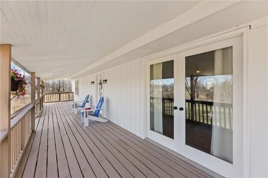 14587 166th Street, Bonner Springs, KS 66012 - #2