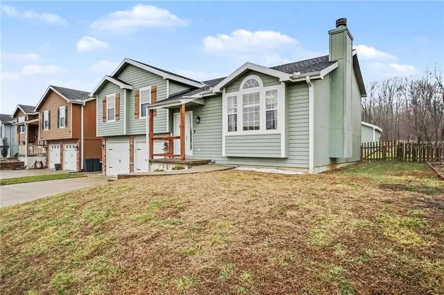 2204 Meadow Trail, Saint Joseph, MO 64503 - #3