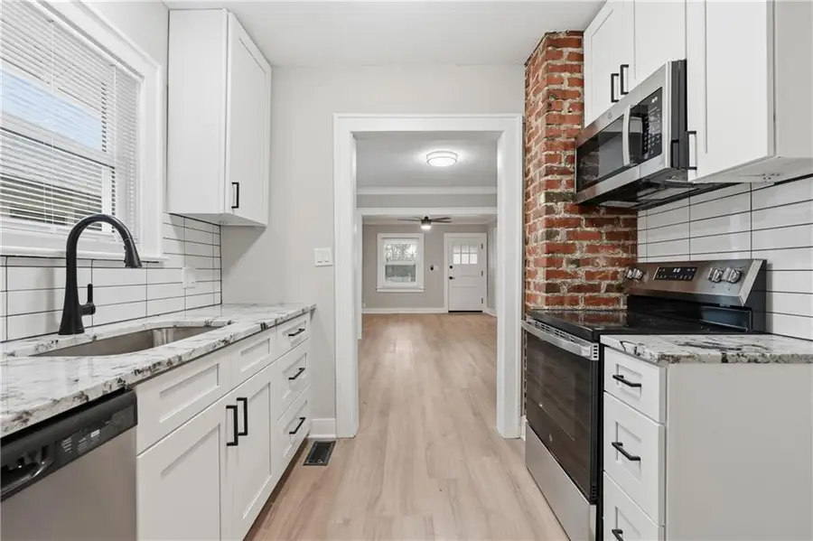 5132 Wabash Avenue, Kansas City, MO 64130 - #3