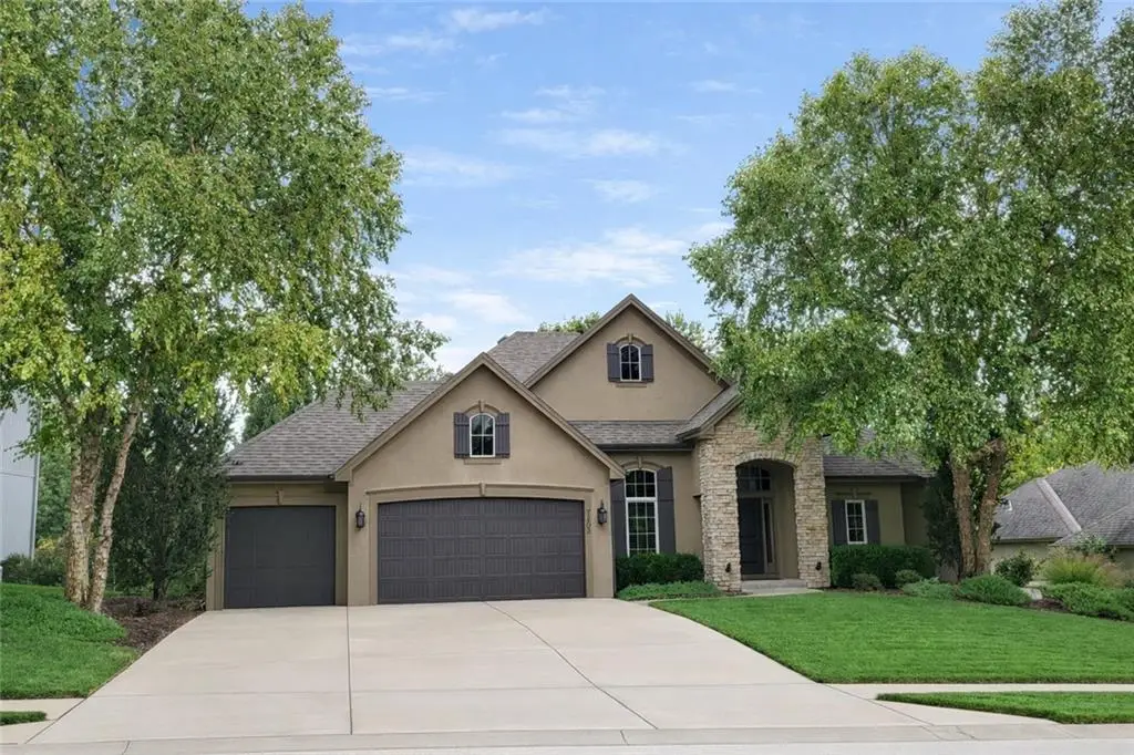 7803 N Hull Avenue, Kansas City, MO 64151 - #1