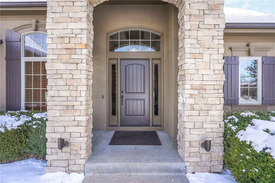 7803 N Hull Avenue, Kansas City, MO 64151 - #3