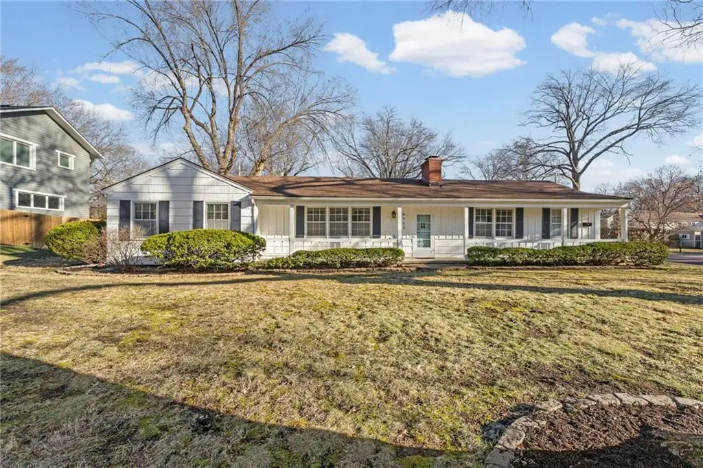 6102 W 67th Terrace, Overland Park, KS 66204 - #1
