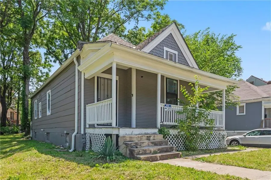 2915 Wabash Avenue, Kansas City, MO 64109 - #2