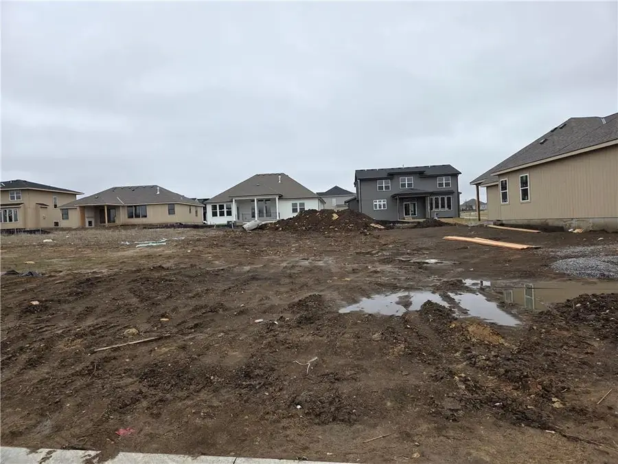 17410 W 169th Place, Olathe, KS 66062 - #2