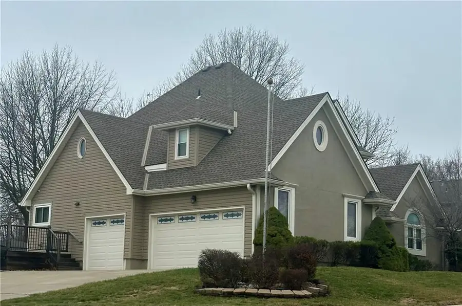 6808 N Charleston Drive, Kansas City, MO 64119 - #2