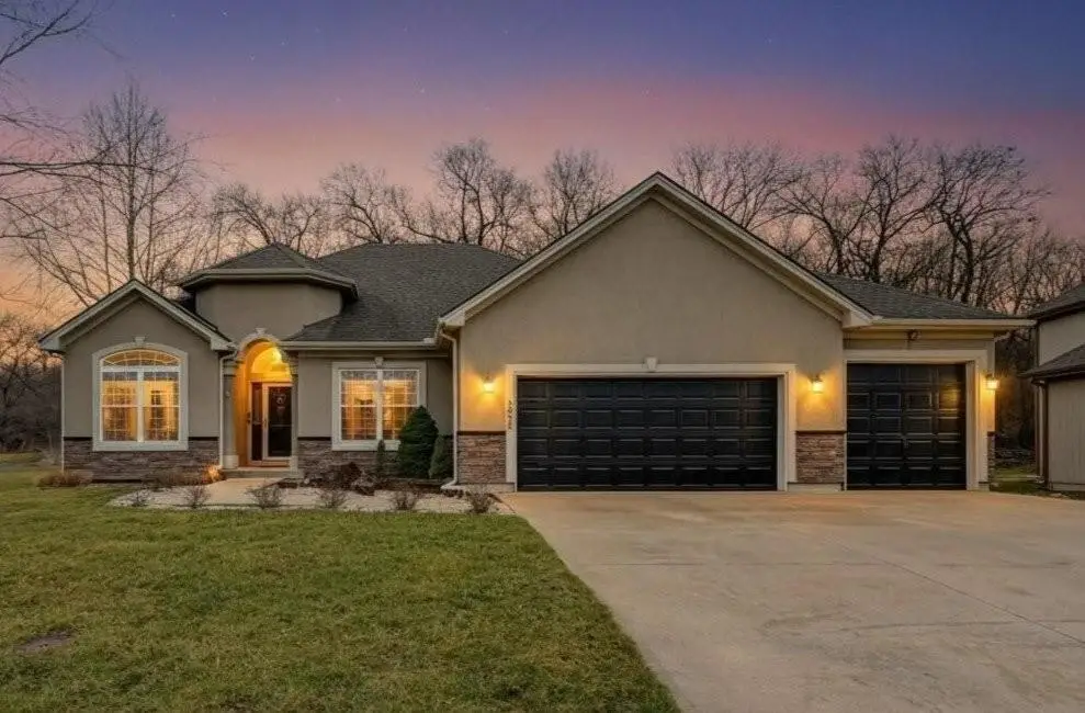 1031 N Old Mill Road, Independence, MO 64056 - #1