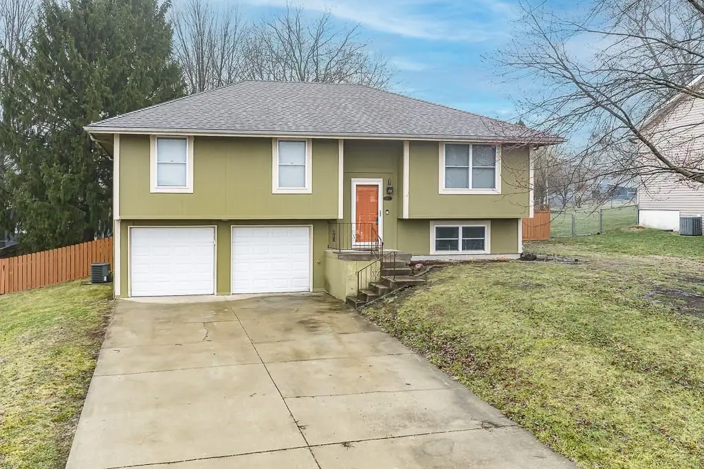 3203 N 157th Terrace, Basehor, KS 66007 - #1