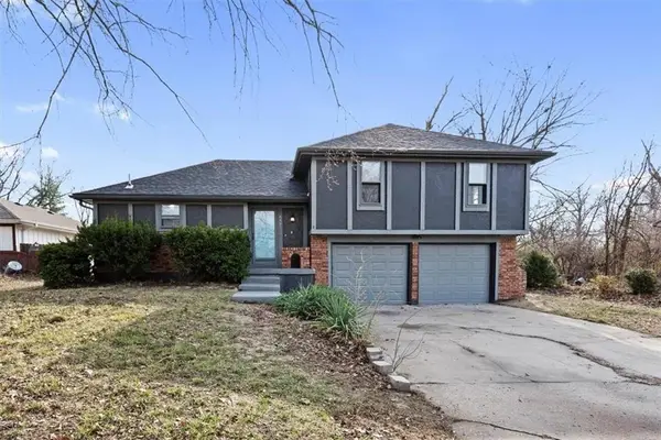 8401 Sterling Avenue, Raytown, MO 64138