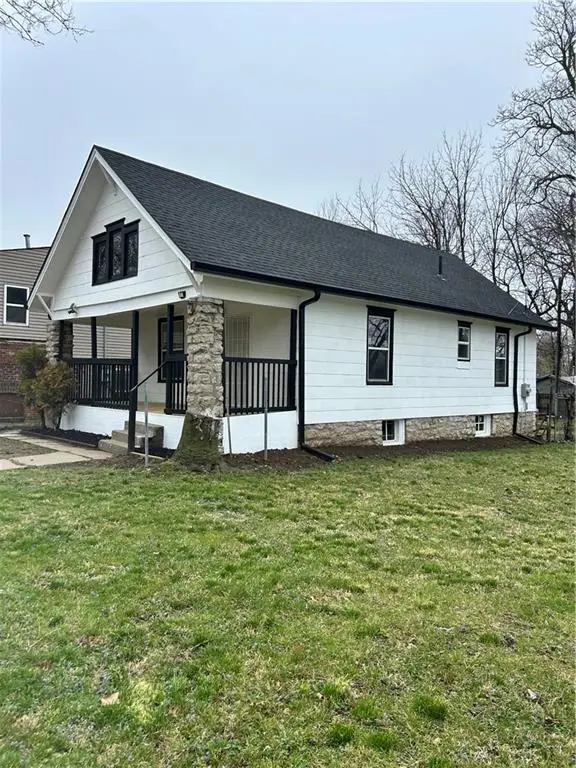 2326 Poplar Avenue, Kansas City, MO 64127 - #2