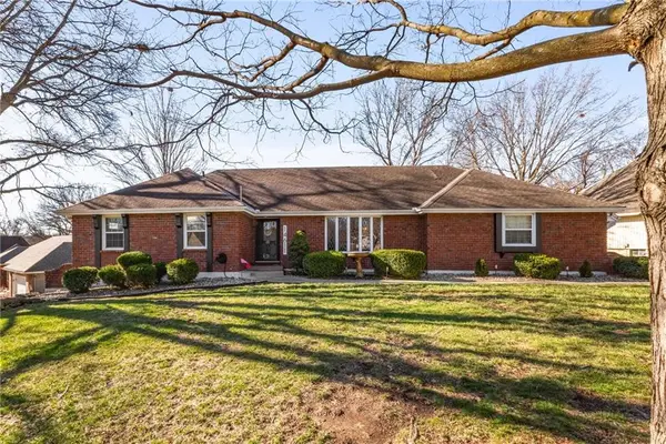 14611 E 43rd Terrace, Independence, MO 64055