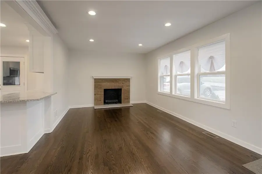 7332 Parallel Parkway, Kansas City, KS 66112 - #3