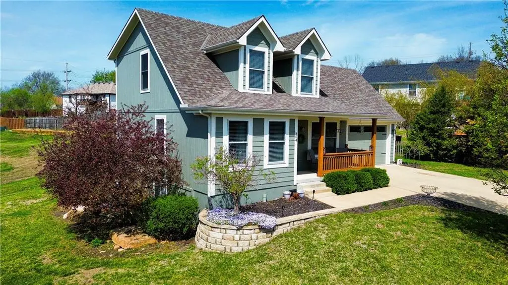 804 Cherokee Court, Paola, KS 66071 - #1