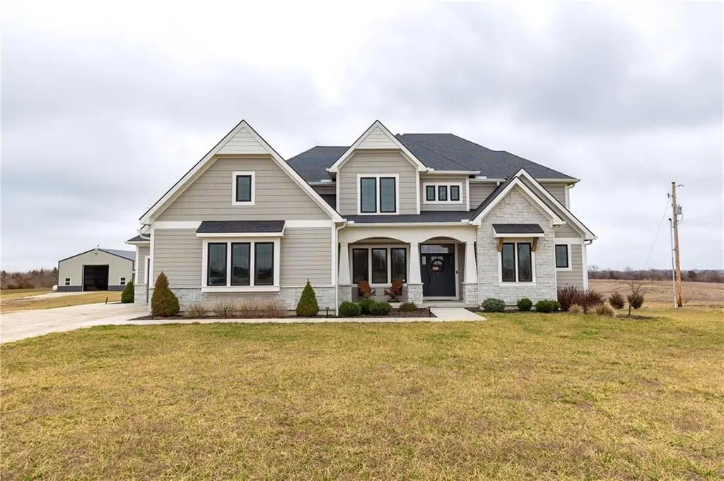 25060 159th Street, Leavenworth, KS 66048 - #1