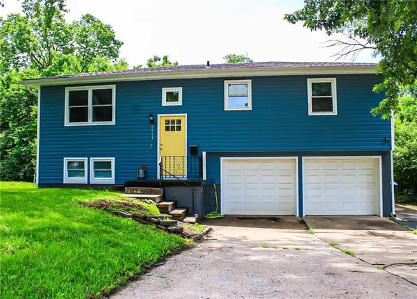 5411 E 100th Street, Kansas City, MO 64137