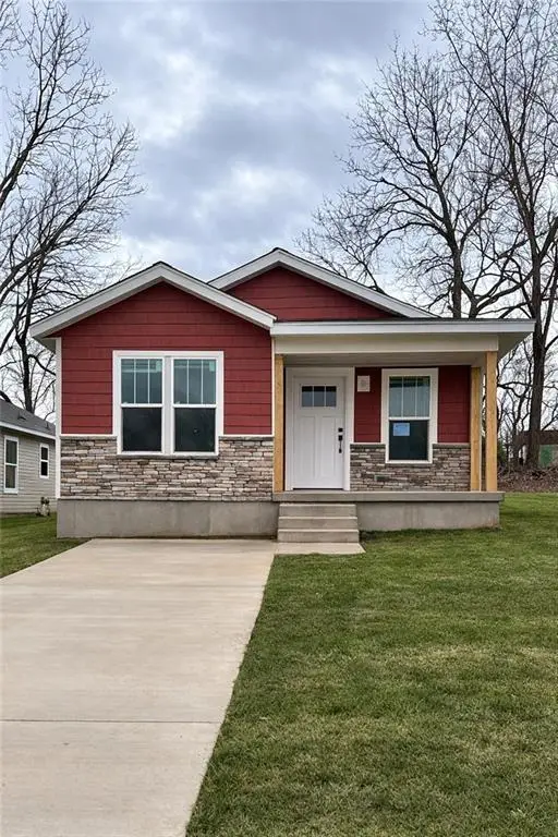 2720 N 21st Place, Kansas City, KS 66104 - #1