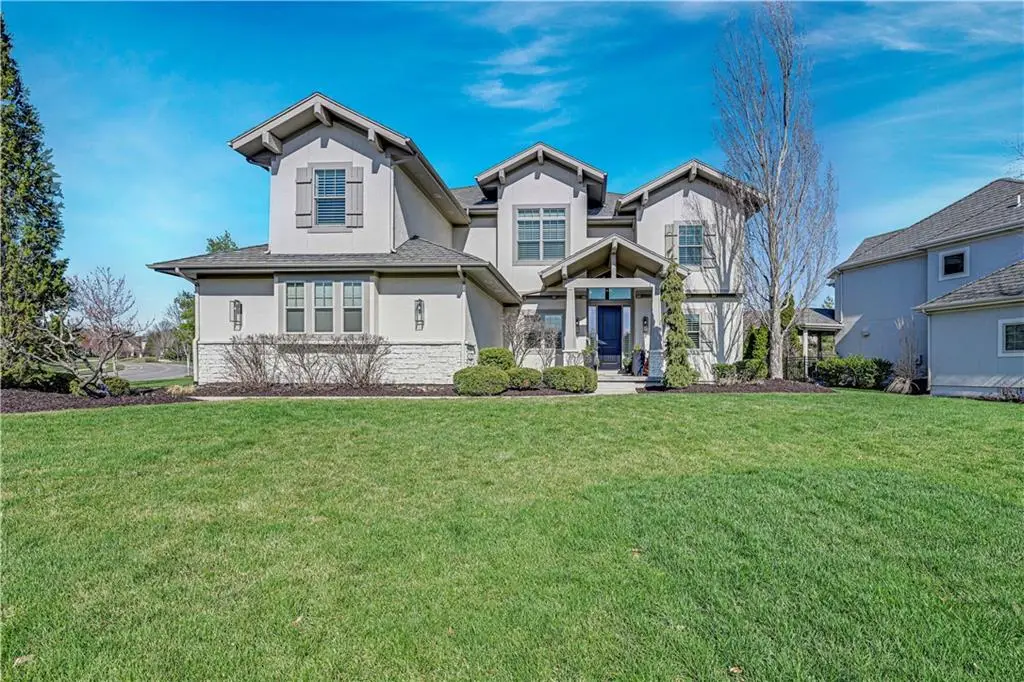 11212 W 164th Street, Overland Park, KS 66221 - #1