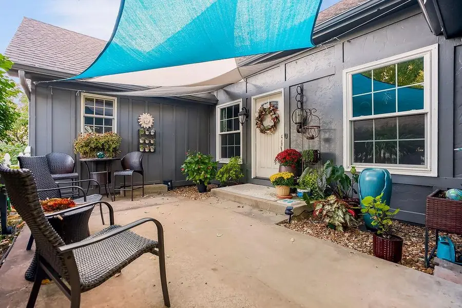 7206 Mastin Street, Merriam, KS 66203 - #2