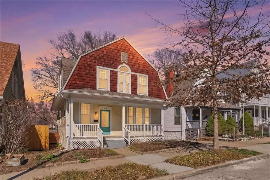 808 E 33rd Street, Kansas City, MO 64109 - #3