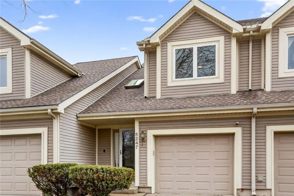 8247 NW Barrybrooke Court, Kansas City, MO 64151 - #1
