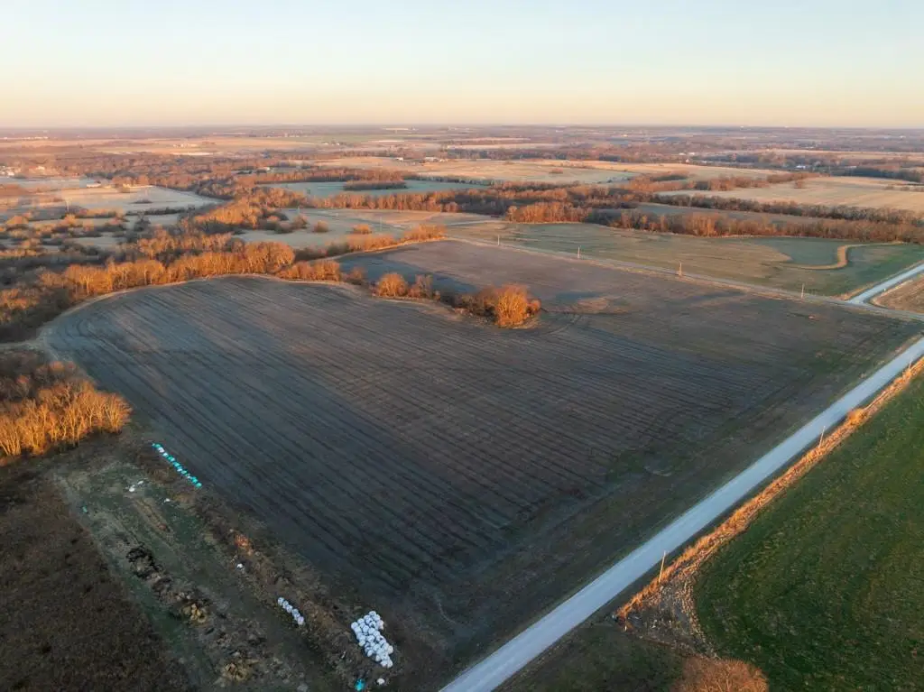 E 307th Street, Harrisonville, MO 64701 - #1