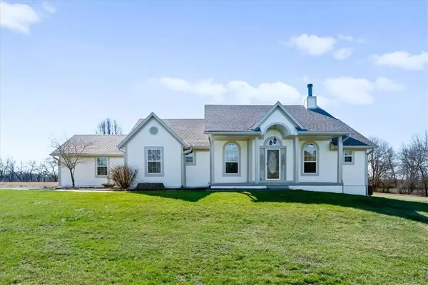 17809 E 171st Street, Pleasant Hill, MO 64080