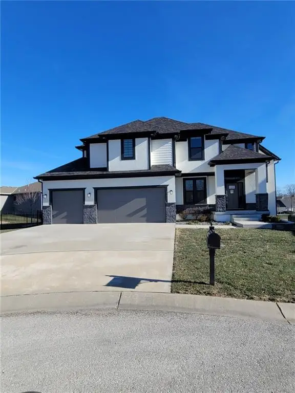 408 NE Greenview Drive, Blue Springs, MO 64029 - #1