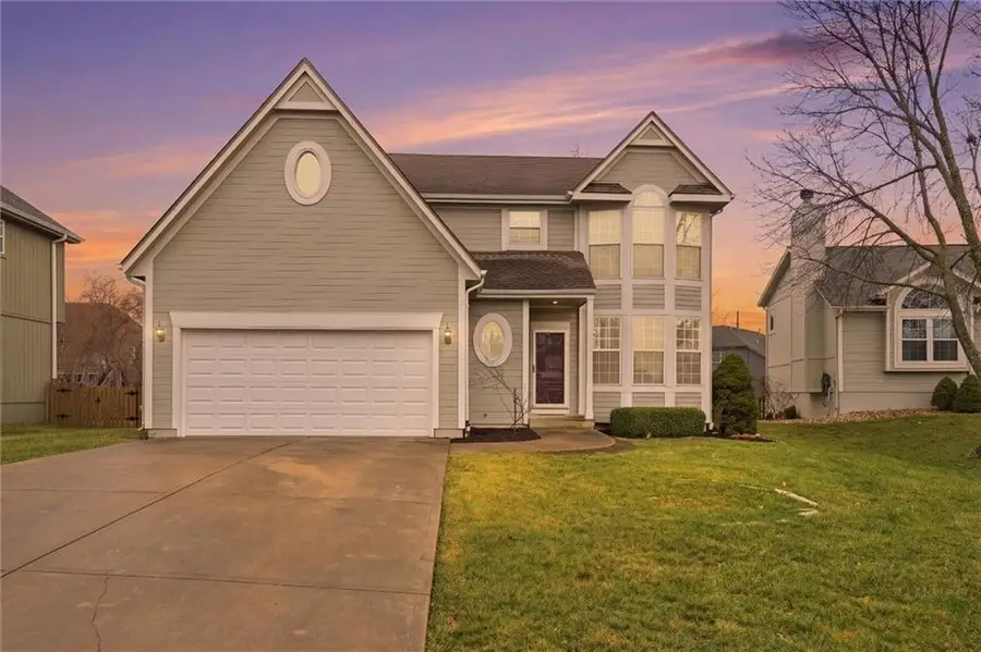 19035 W 164th Street, Olathe, KS 66062 - #2