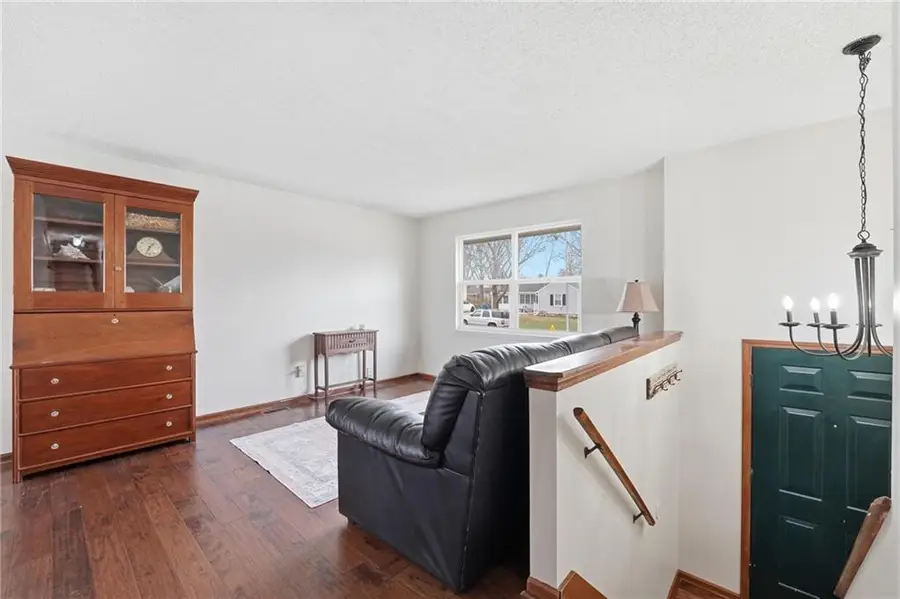 906 NE 67th Place, Kansas City, MO 64118 - #2