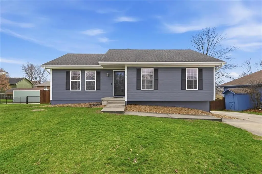 801 Southbrook Parkway, Kearney, MO 64060 - #1