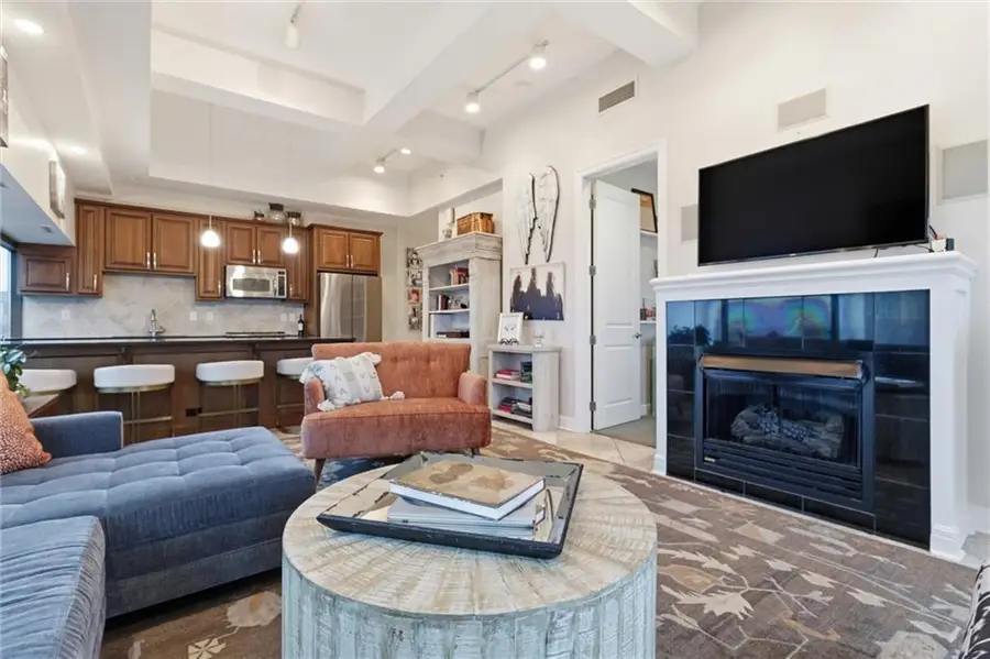 1101 Walnut Street #1707, Kansas City, MO 64106 - #3