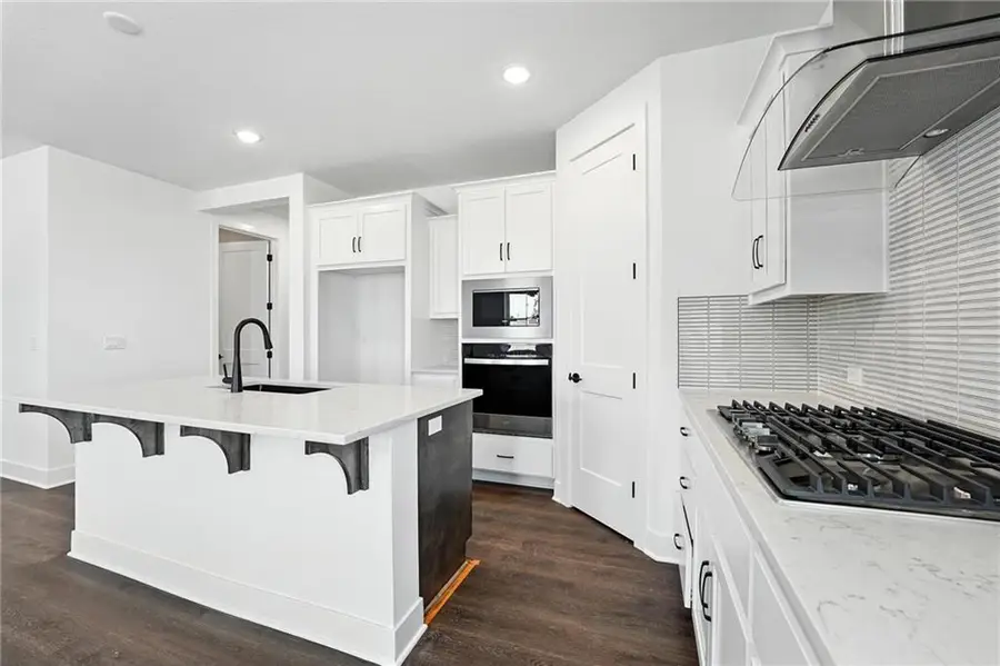 1389 N 162nd Terrace, Basehor, KS 66007 - #2