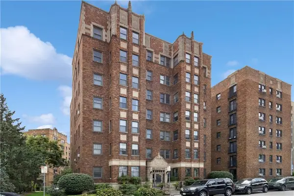 807 W 48th Street #701, Kansas City, MO 64112