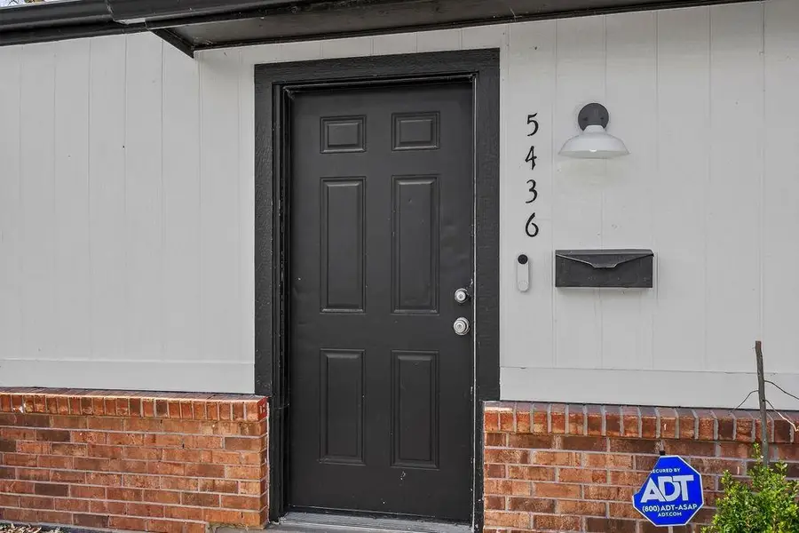 5436 College Avenue, Kansas City, MO 64130 - #3