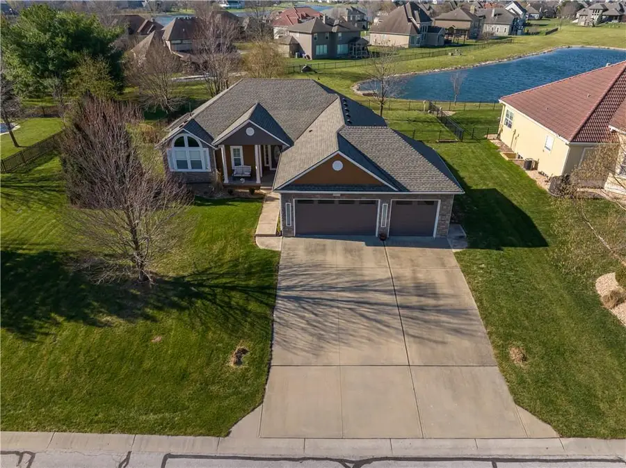 4612 SW Gull Point Drive, Lees Summit, MO 64082 - #3