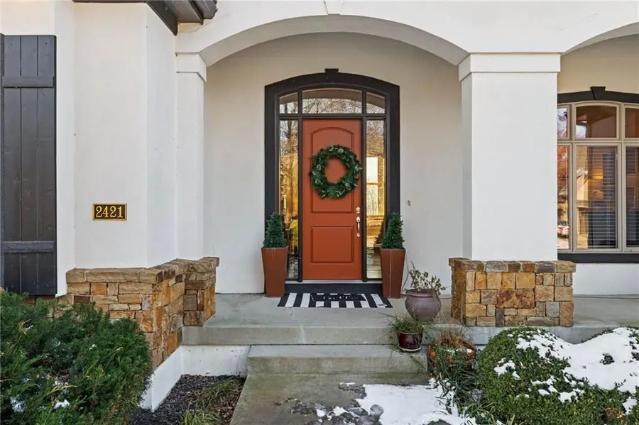 2421 NE Lake Breeze Drive, Lees Summit, MO 64086 - #3