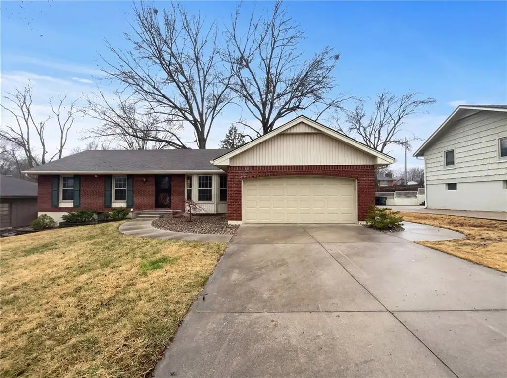 3904 S Stayton Avenue, Independence, MO 64055 - #1