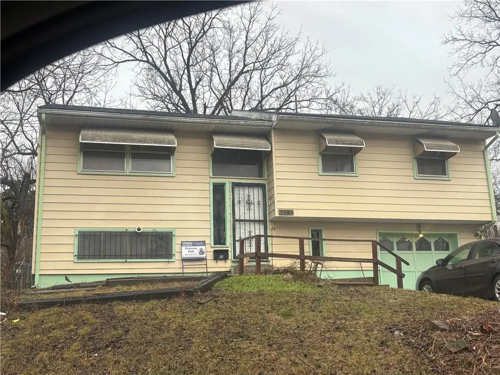 5661 Bales Street, Kansas City, MO 64130 - #1