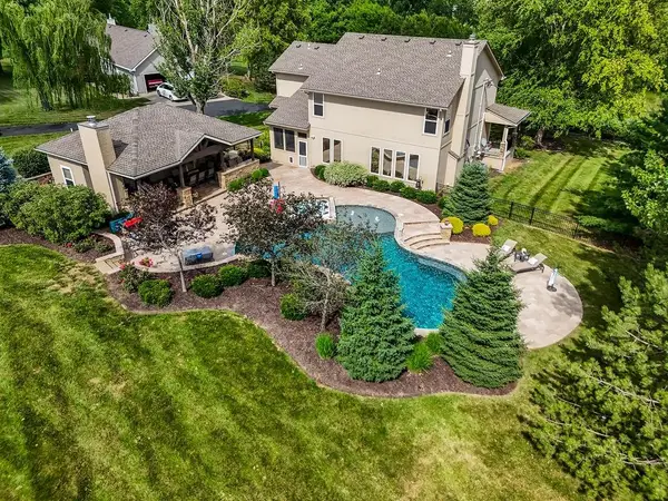 2614 N Hoover Road, Buckner, MO 64016